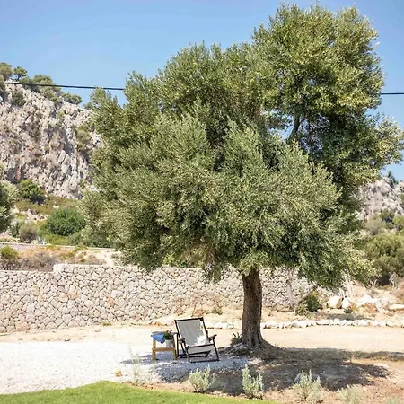 Emarmene Agrotouristic In Rhodes Nature Villa *